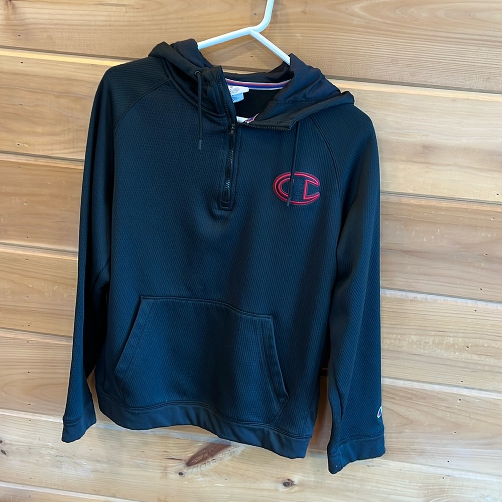 Like new Champion sweatshirt 3/4 zip hooded size medium